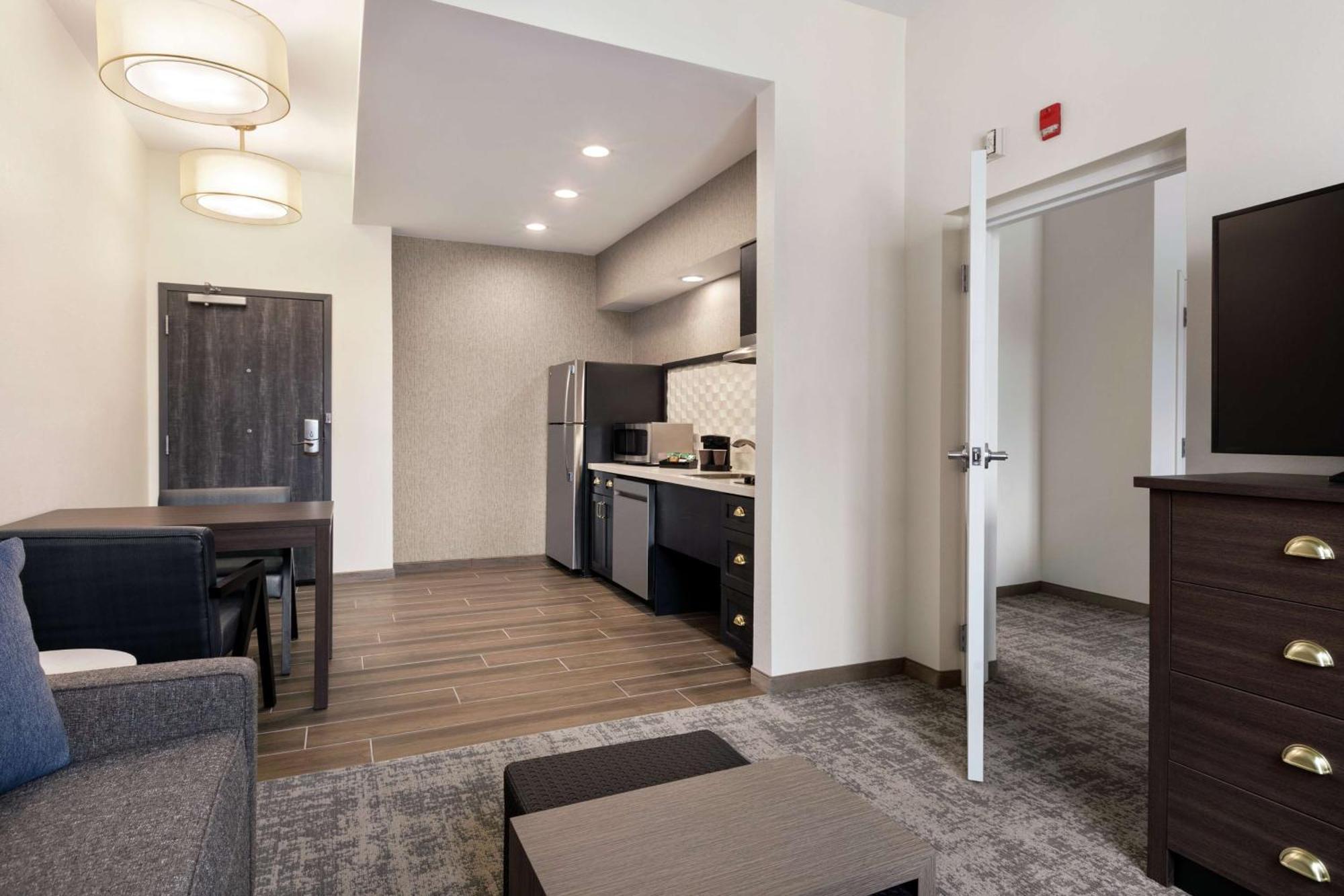 Homewood By Hilton Willow Grove Hotel